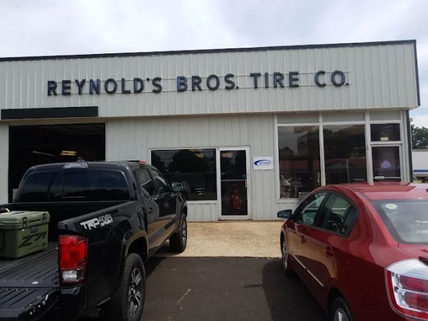 Reynold's Bros. Tire Co.